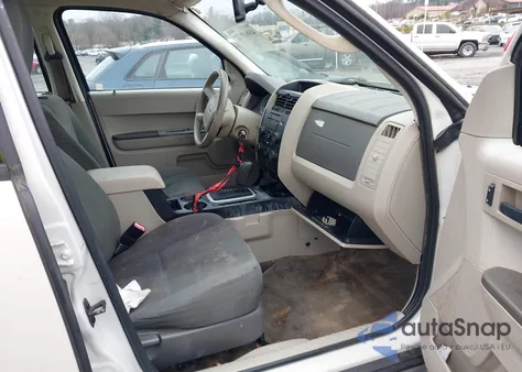 2011 Ford Escape Xls из США, поврежденный, VIN 1FMCU0C76BKB82459